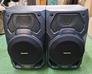Equipo de música 4 modulos + altavoces