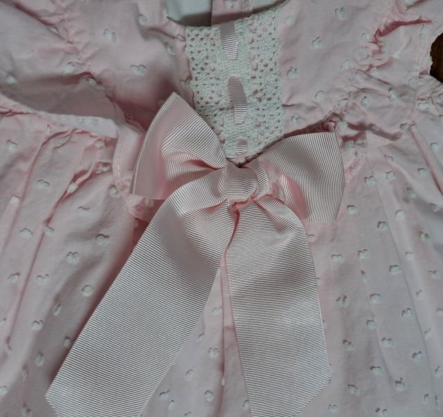 JESUSITO VALENTINA BEBÉS