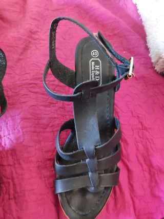 Short negro de media pierna