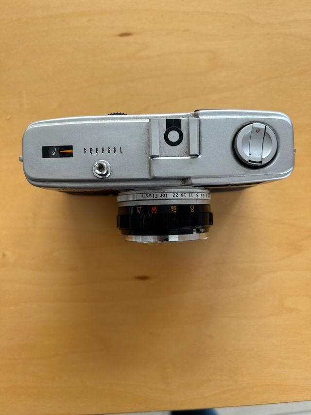 Cámara de fotos Olimpus trip 35 vintage