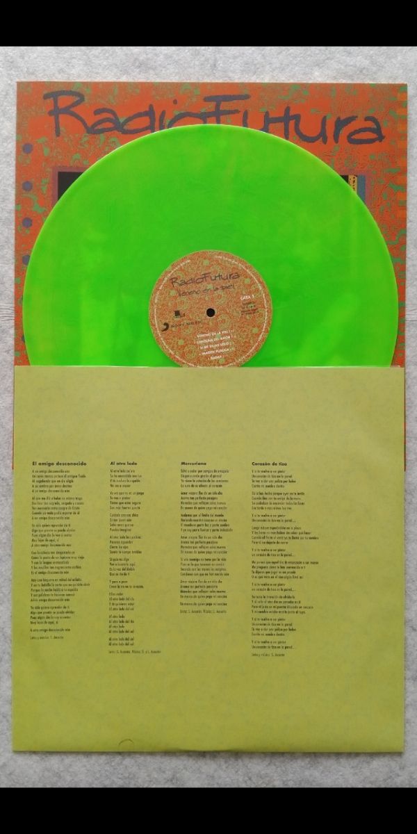 RADIO FUTURA - VENENO EN LA PIEL