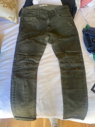 Pantalón verde militar