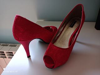 Zapatos rojos con tacón 37