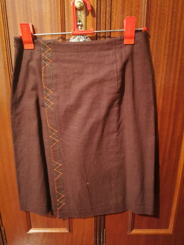 Falda Adolfo Domínguez. T. 40