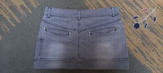 Minifalda vaquera gris talla 36