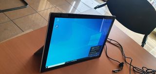 SARFACE PRO 4 I5 6300U 8 RAM 256 SDD