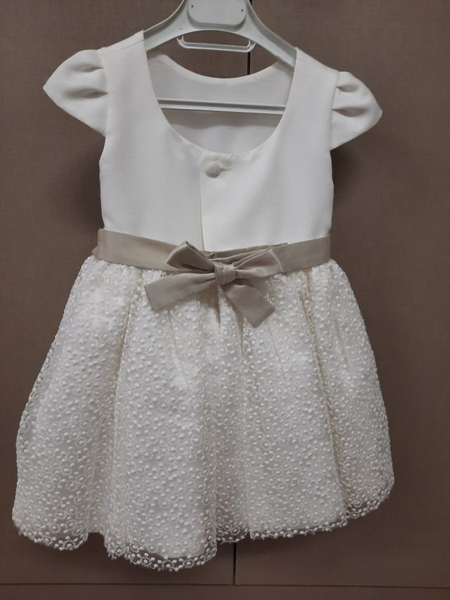 Vestido ceremonia o arras niña.