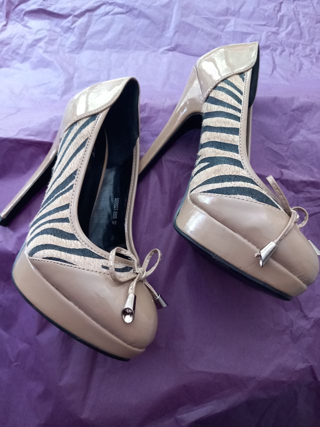 TACONES CON PLATAFORMA