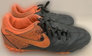 Chuteiras de Futebol Nike Unissexo, Preto e Laranj
