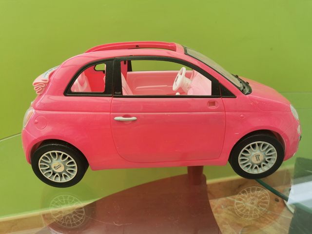 Coche de Barbie