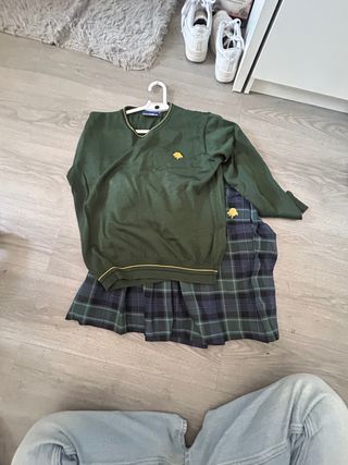 Uniforme colegio los tilos