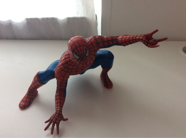 Figura Spiderman En Acción. Coleccionista.Impecabl