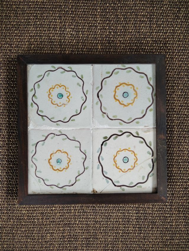 Azulejos antiguos, rajoles catalanas enmarcados