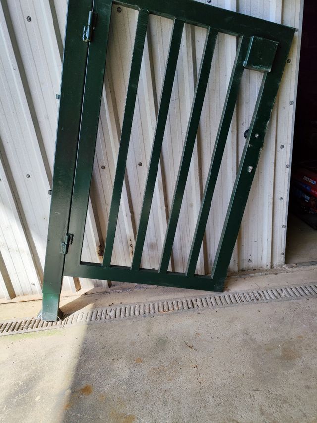 Portal galvanizado en caliente