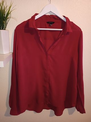 Camisa roja de manga larga
