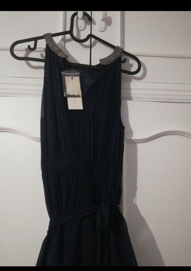 Maravilloso vestido largo color azul noche