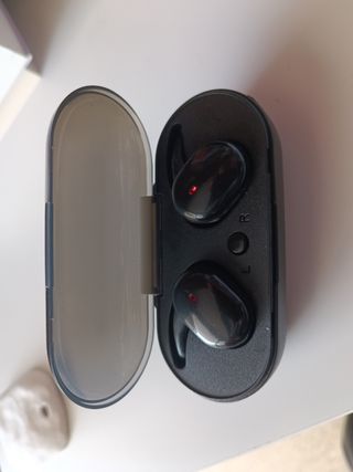 Auriculares bluetooth con caja de carga
