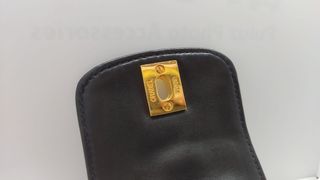 Borsa Chanel vintage in pelle nera. 