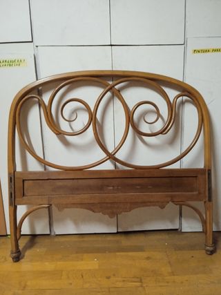 cama madera antigüedad