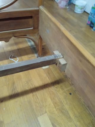 cama madera antigüedad