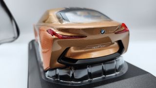 coche colección escala 1/18 nuevo bmw