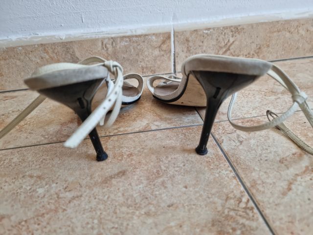 Laura biagiotti sandalia 21