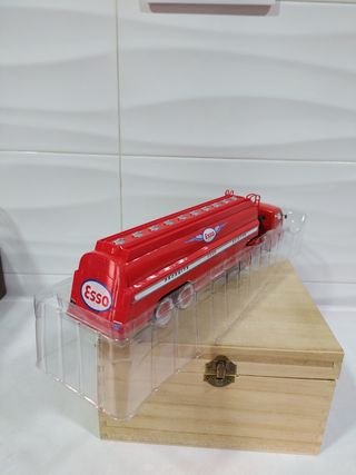 Camion Somua JL17 con remolque ESSO ( 1/43 )