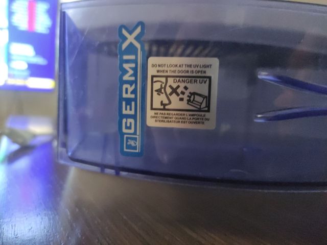 Sterilizzatore ultravioletti per chiavi portafogli