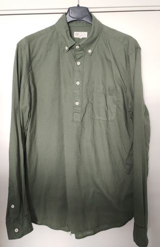 Gap Camisa 4 botones.