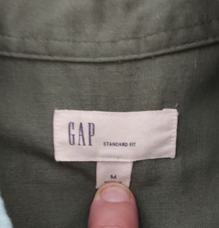 Gap Camisa 4 botones.