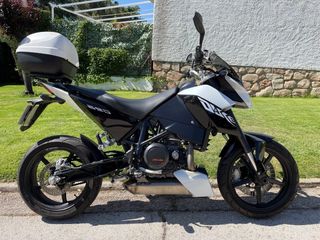 KTM DUKE 690