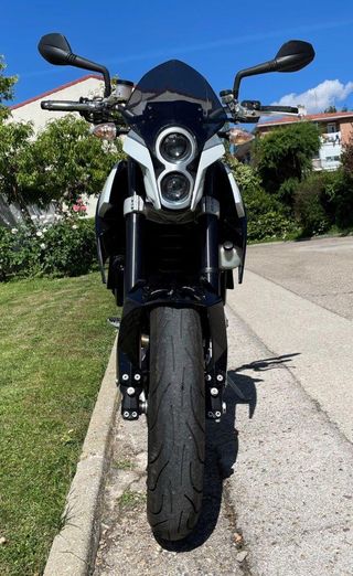 KTM DUKE 690