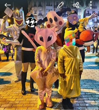 Disfraz de grupo "Batalla de Pokemon"
