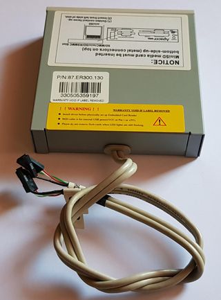 Apacer ER151 Internal USB 2.0 Card Reader 15-in-1