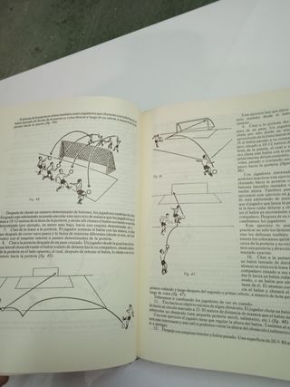 libro EL FÚTBOL ED. PLANETA 1965