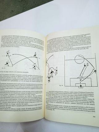 libro EL FÚTBOL ED. PLANETA 1965