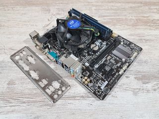 Combo Placa GigaByte GA-H81M-D2V + i5 4460 + 8GB
