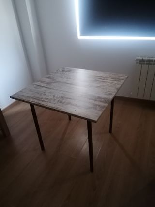 Mesa moderna 80x80