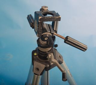 tripode manfroto 075 con rotula 029