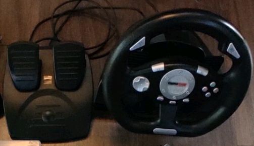 Volante y pedales ps3