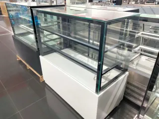 Vitrina de pasteleria