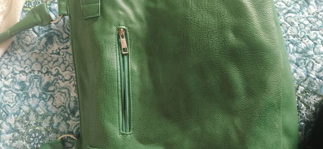 Borsa verde simil pelle 