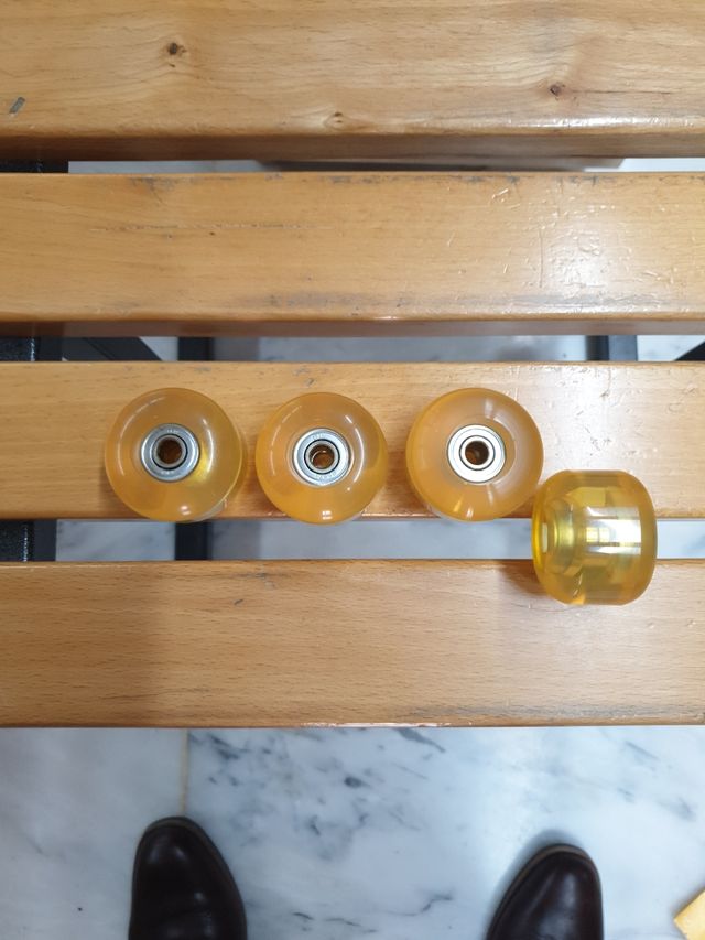 SET 4 RUEDAS SKATE