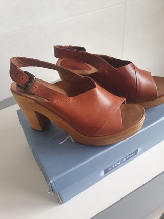sandalia Zara
