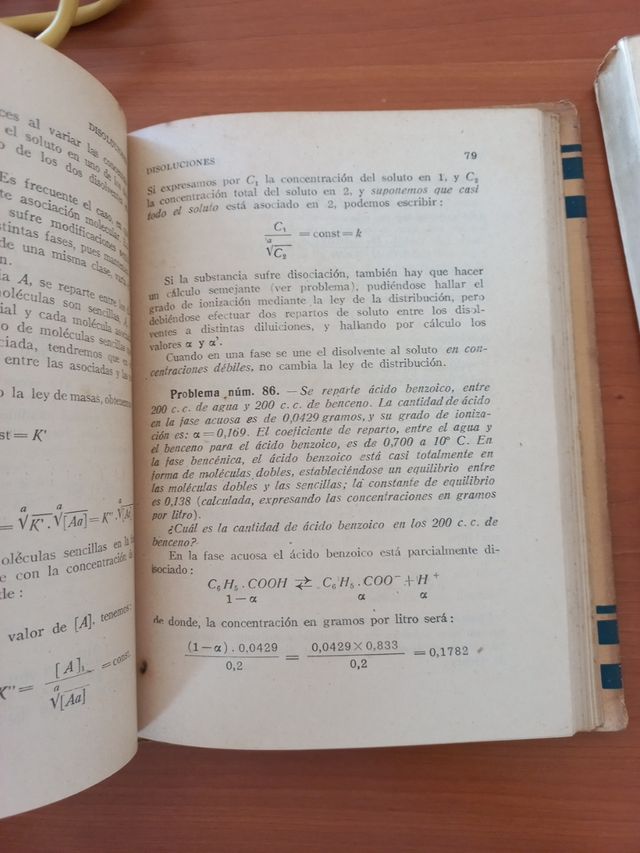 2 libros ver descripción