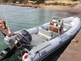 Barca semirrigida Joker 650 - 200 hp - Ibiza