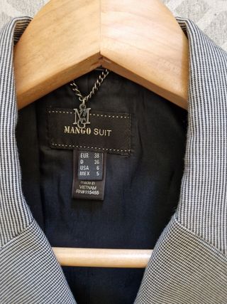 Blazer cuadrito ejecutivo azul marino mujer Mango