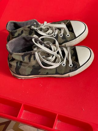 Scarpa da ginnastica in tela