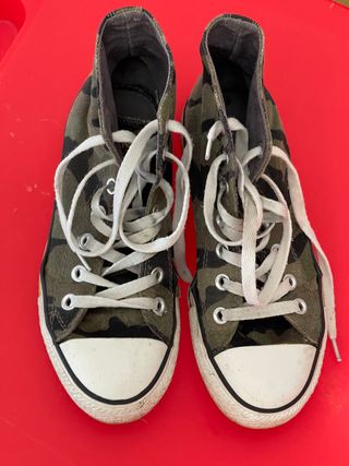 Scarpa da ginnastica in tela