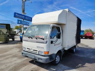 CAMIÓN NISSAN REFERENCIA: C-3250